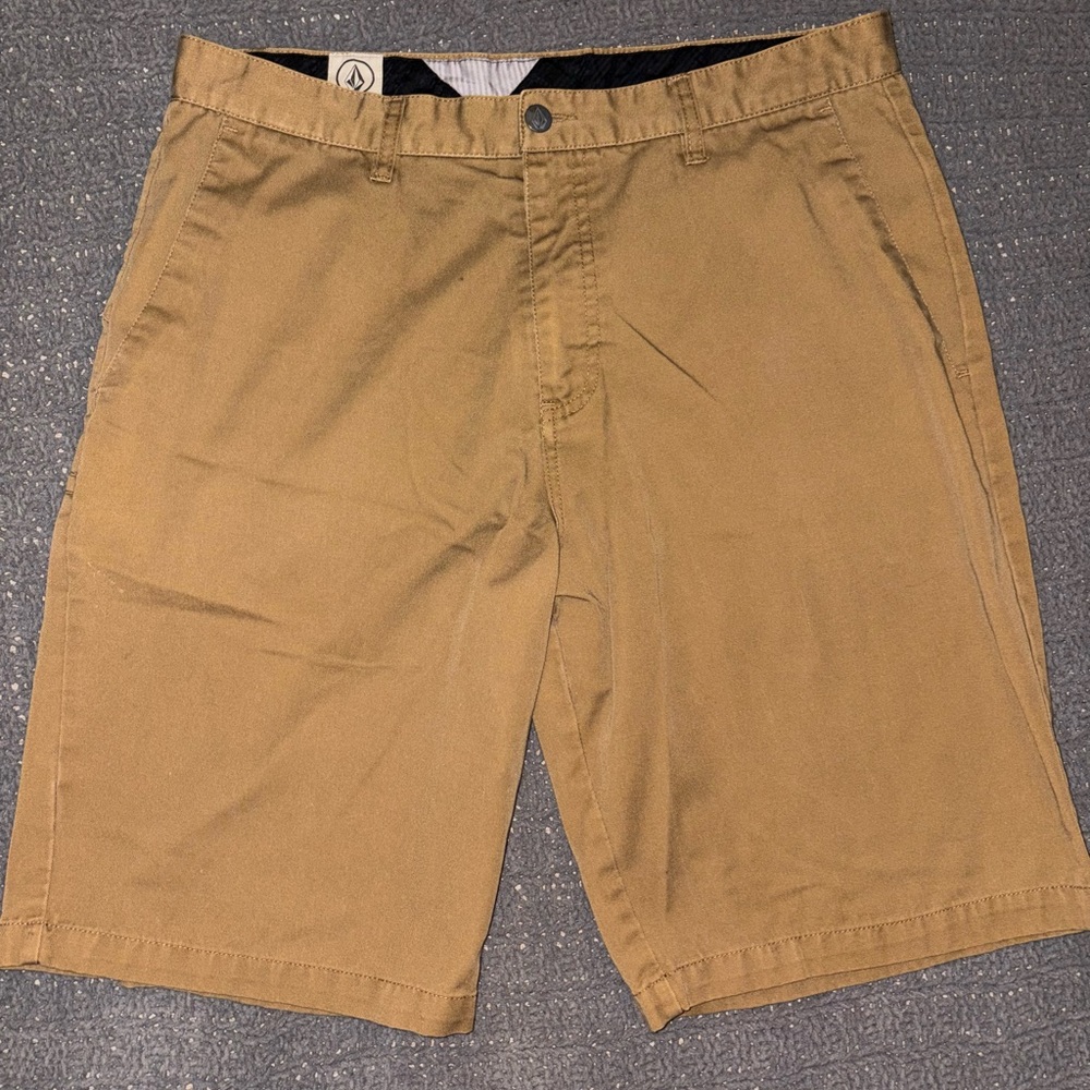 Volcom Men's Brown Flat Front Shorts